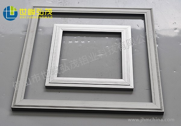 超薄廣告燈箱畫(huà)框鋁型材-7 超薄廣告燈箱畫(huà)框鋁型材-7